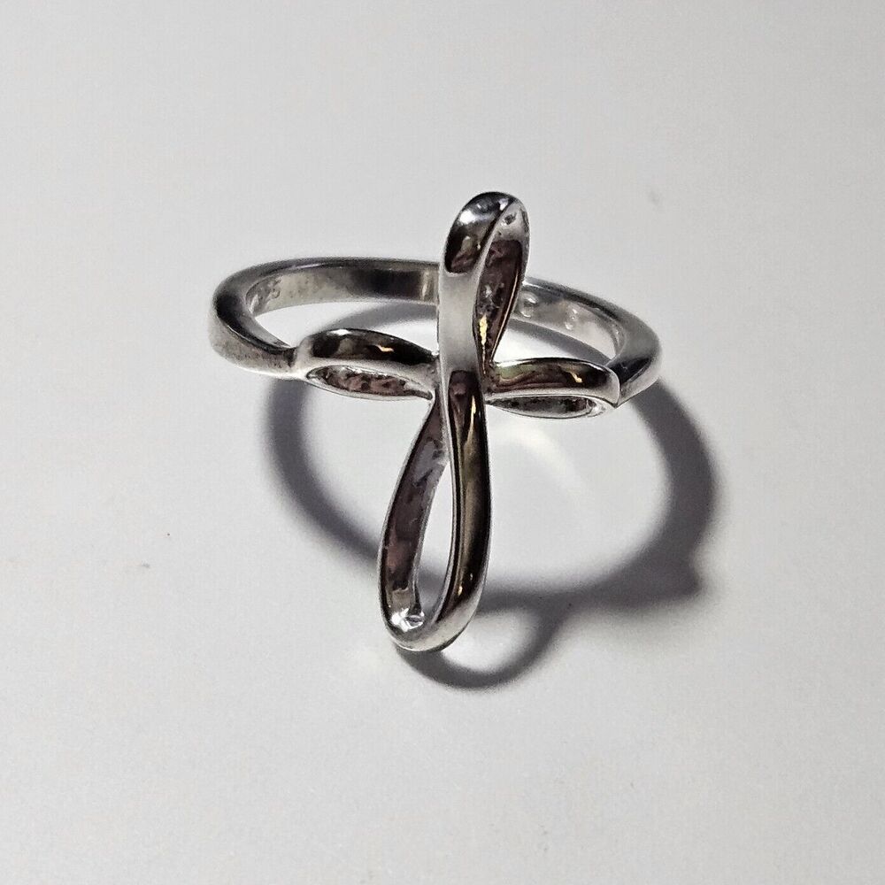 NVC Nataliya V Collister Sterling Silver Infinity Cross Ring Size 6